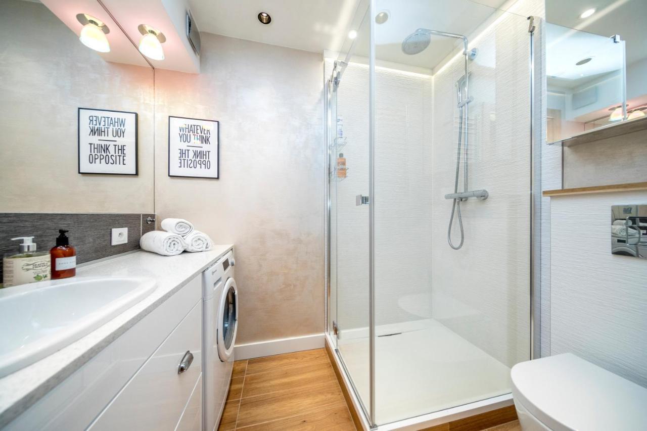 Golden Apartment With Air Condition By Your Freedom ワルシャワ エクステリア 写真