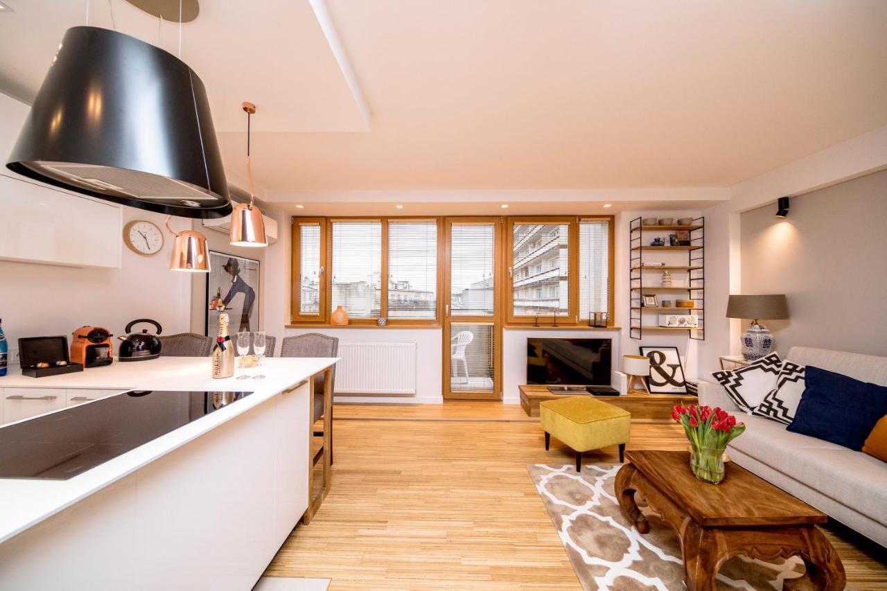 Golden Apartment With Air Condition By Your Freedom ワルシャワ エクステリア 写真